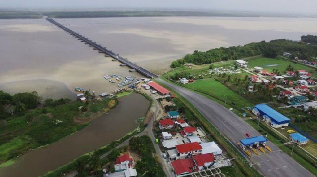 Berbice River Bridge